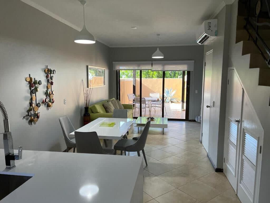 Villa Special House In Gold Coast With Private Jacuzzi Palm Beach Exterior foto